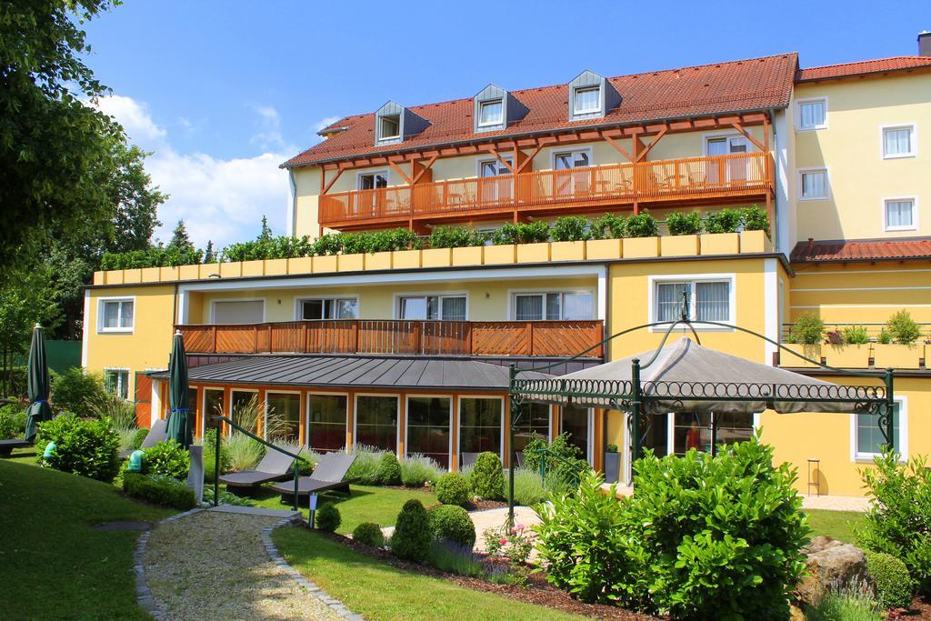 Garden & Spa Hotel Das Goetzfried Ratisbona Exterior foto